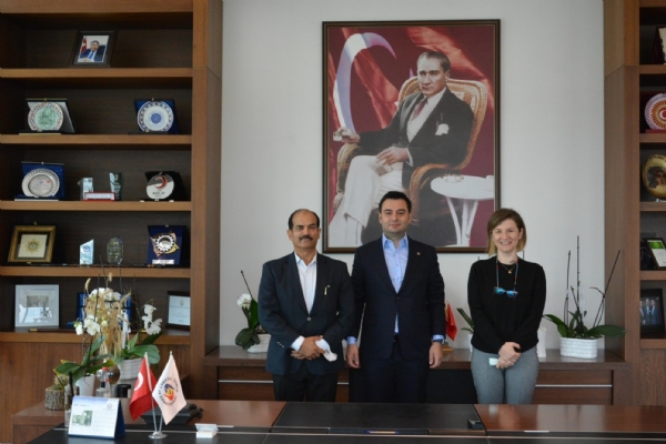 Visit from Pakistan Soorty Company´s Official Brig Zaheer Ud Din Babur and Nasda Solutions Textile Official Ebru Kurta to our Chamber´s Chairman zzet Volkan